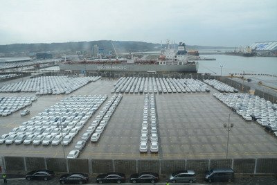 Chinese shipping companies cannot buy land in Taiwan: Official