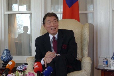 Taiwan's envoy to US stresses importance of trade pacts