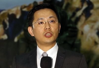 KMT Spokesman: majority oppose lowering voting age, amending constitution