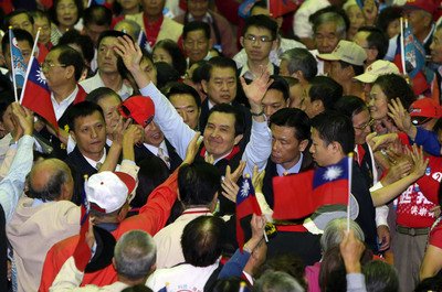 Gov’t won’t shirk responsibility when it comes to food safety: Ma