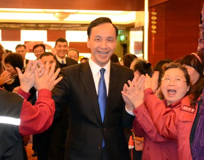 WSJ reports on China’s warm welcome to new KMT chairman