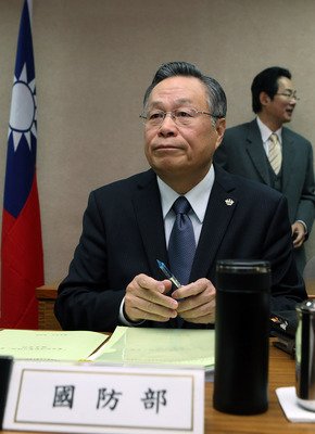 Defense Minister Yen Ming resigns