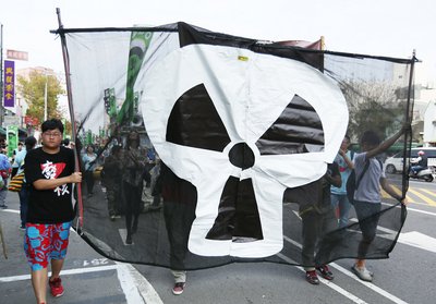 Rallies against nuclear power take place across Taiwan