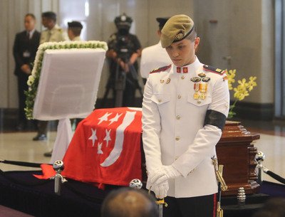 President recalls “old friend” Lee Kuan Yew after memorial service