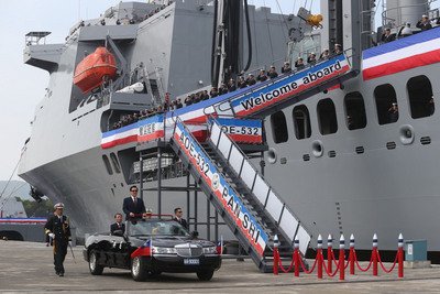Ma attends ceremony commissioning two military vessels