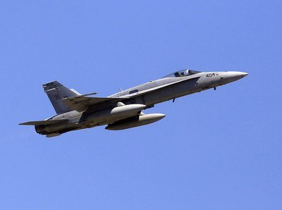 AIT denies political significance of F-18 emergency landing in Taiwan