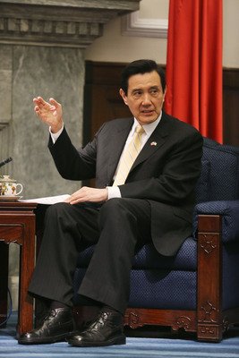 Report: Ma supports a possible Chu-Xi meeting