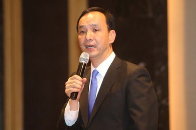KMT and CPC leaders meet for first time in 6 years