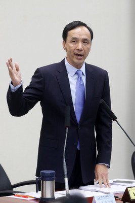 KMT candidates must stick to “92 Consensus”: KMT head