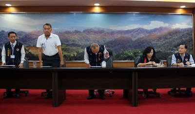 Miaoli County to resume payment of government salaries, pensions