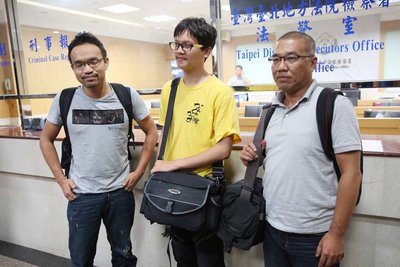 Education ministry to “clarify” role of reporters in building intrusion