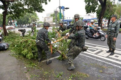 Land, sea warnings lifted for Soudelor