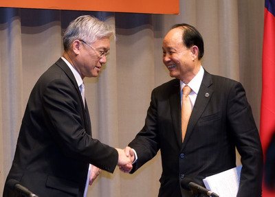 Premier lauds agreements with China, looks ahead to other issues