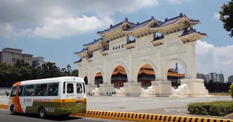 Taiwan tour bus services add wi-fi, multilingual services