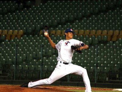 Taiwan tops China in Asian Baseball Championship