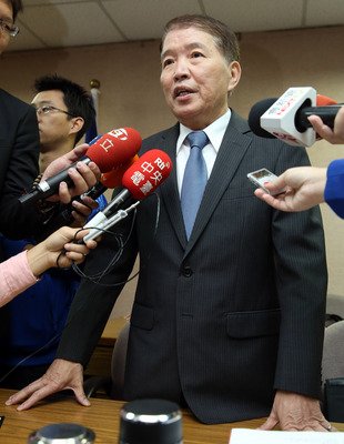 Defense Minister: Military recruitment drive a success