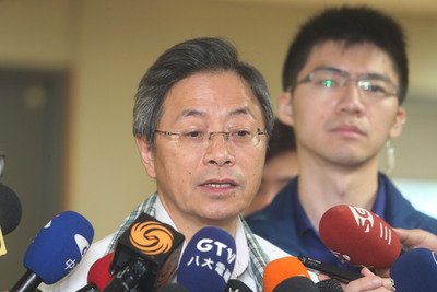 Premier calls on Agriculture Ministry to defend rights of fishermen