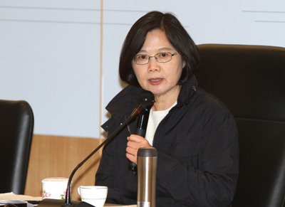 Tsai clarifies prediction on electricity prices