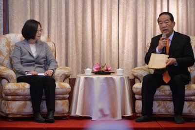 Tsai, Soong hold first post-election meeting