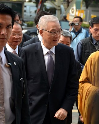 VP criticizes Tsai on US pork import policy