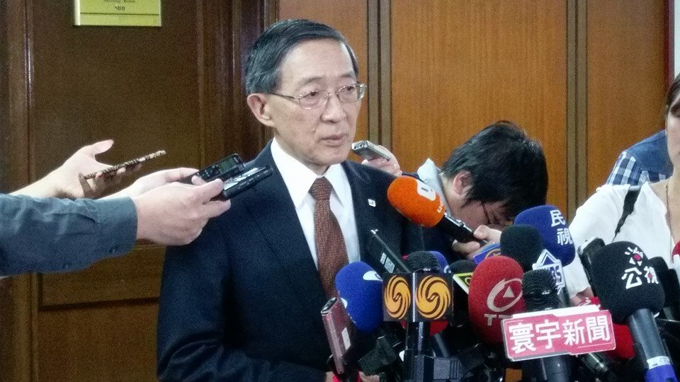 Foreign minister lodges protest with Japan over fishing boat