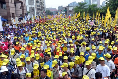 Labor rights groups rally in Taipei on labor day
