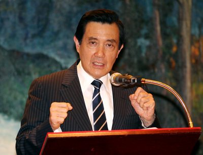 Ma meets with special US delegation on final day in office