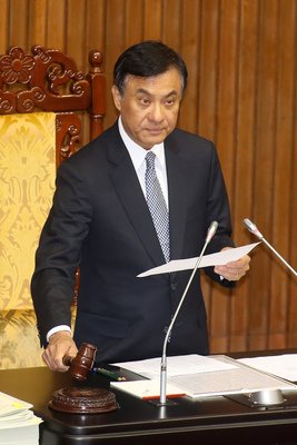 Legislature president urges China to understand DPP’s friendly gestures
