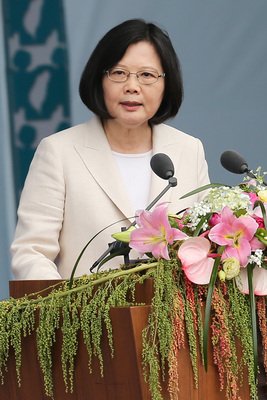 Tsai ‘respects understanding reached with China in 1992’