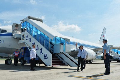 President Tsai inspects military bases in eastern Taiwan