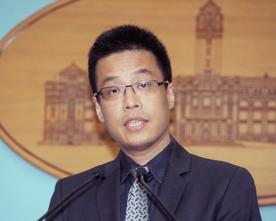 Taiwan working to stop Cambodia sending suspects to China