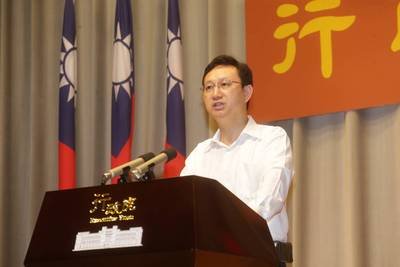 Government: No economic zone claims in S China Sea waters