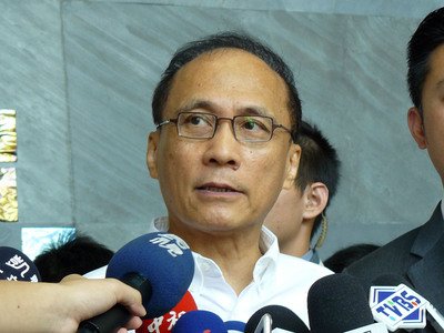 Chinese officials to travel to Taiwan after bus tragedy