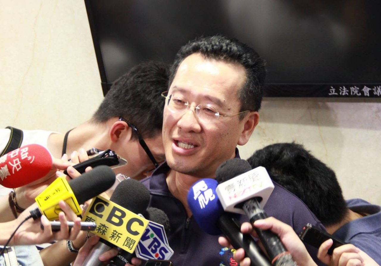KMT chair’s comments on party assets unhelpful: Koo