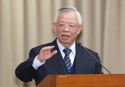 Perng becomes world’s only central bank chief with 13 A rankings