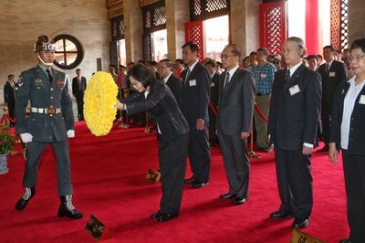 President leads Armed Forces Day ceremony
