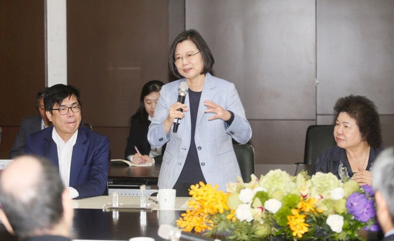 US gov’t agencies call on 500 firms to invest in Taiwan