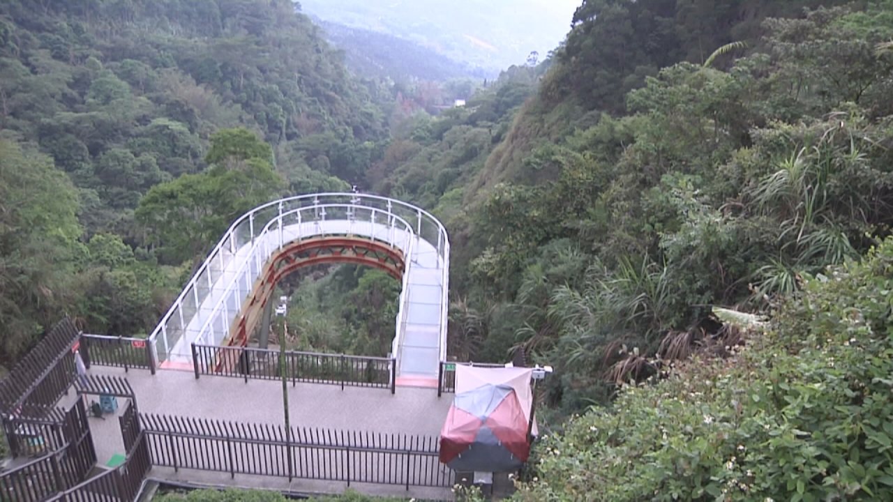 VIDEO: The boom- and bust- of Nantou County’s “skywalks”