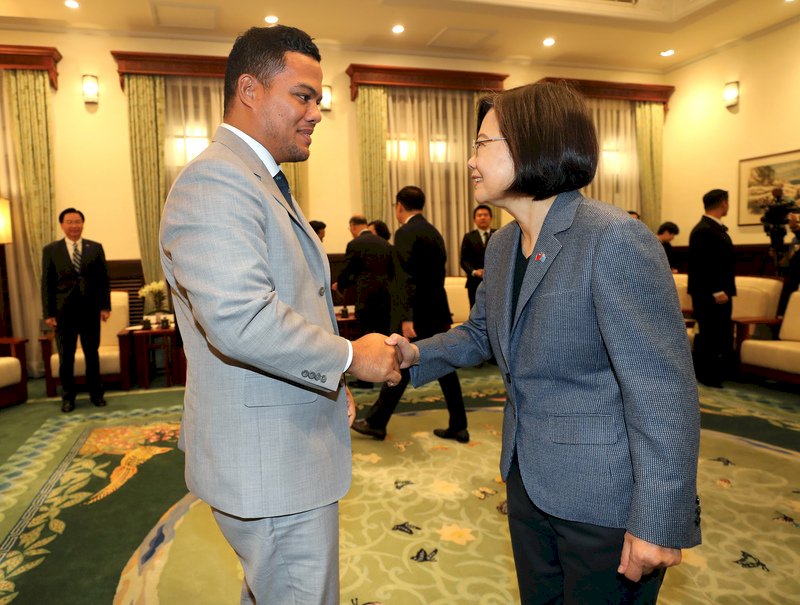 Tsai thanks ally Tuvalu for 40 years of friendship