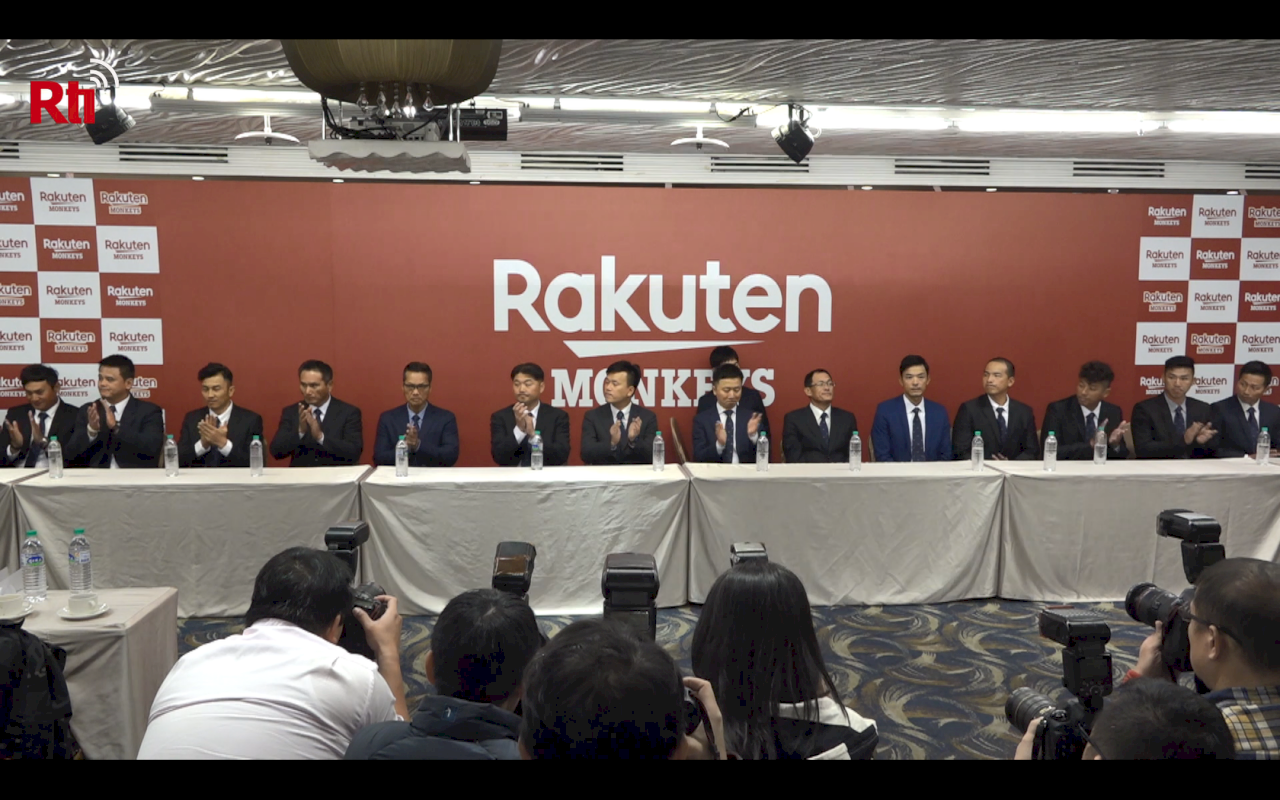 VIDEO: Rakuten Monkeys baseball team unveils coaches roster