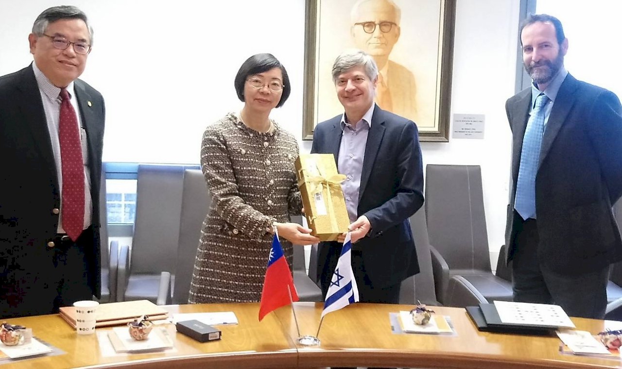 National library launches first Taiwan resource center in Middle East