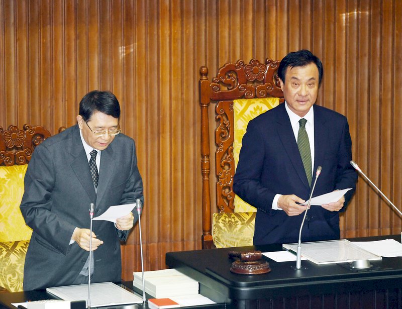 Legislature holds extraordinary session to finalize 2020 budget