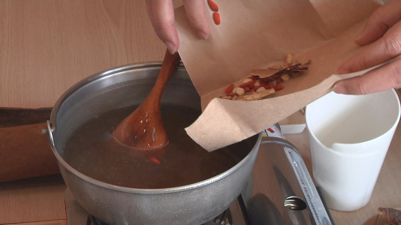 VIDEO: Taking Chinese medicine helps boost immune system: Doctor