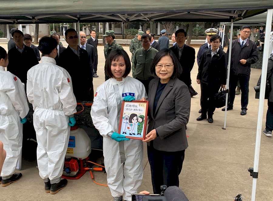 Army chemical unit playing important role in COVID-19 fight: Tsai