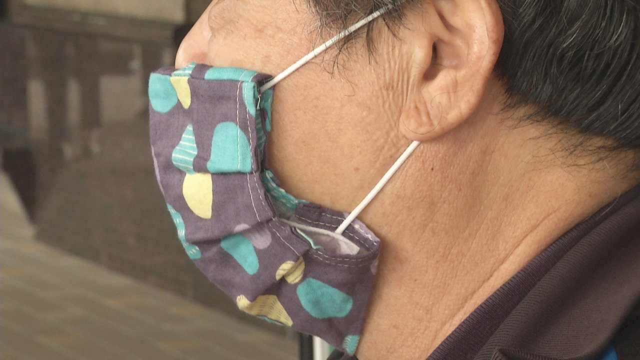 VIDEO: Prisoners in Chiayi help produce cloth masks