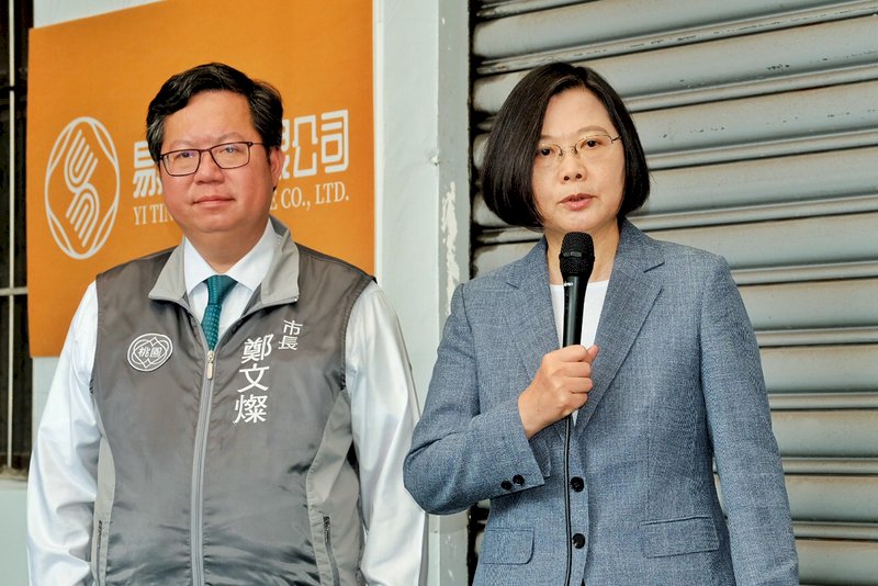 Tsai thanks all who helped boost Taiwan’s mask production