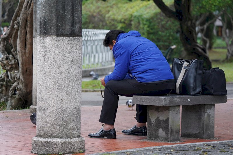 Nearly 8,000 Taiwan workers on unpaid leave in March