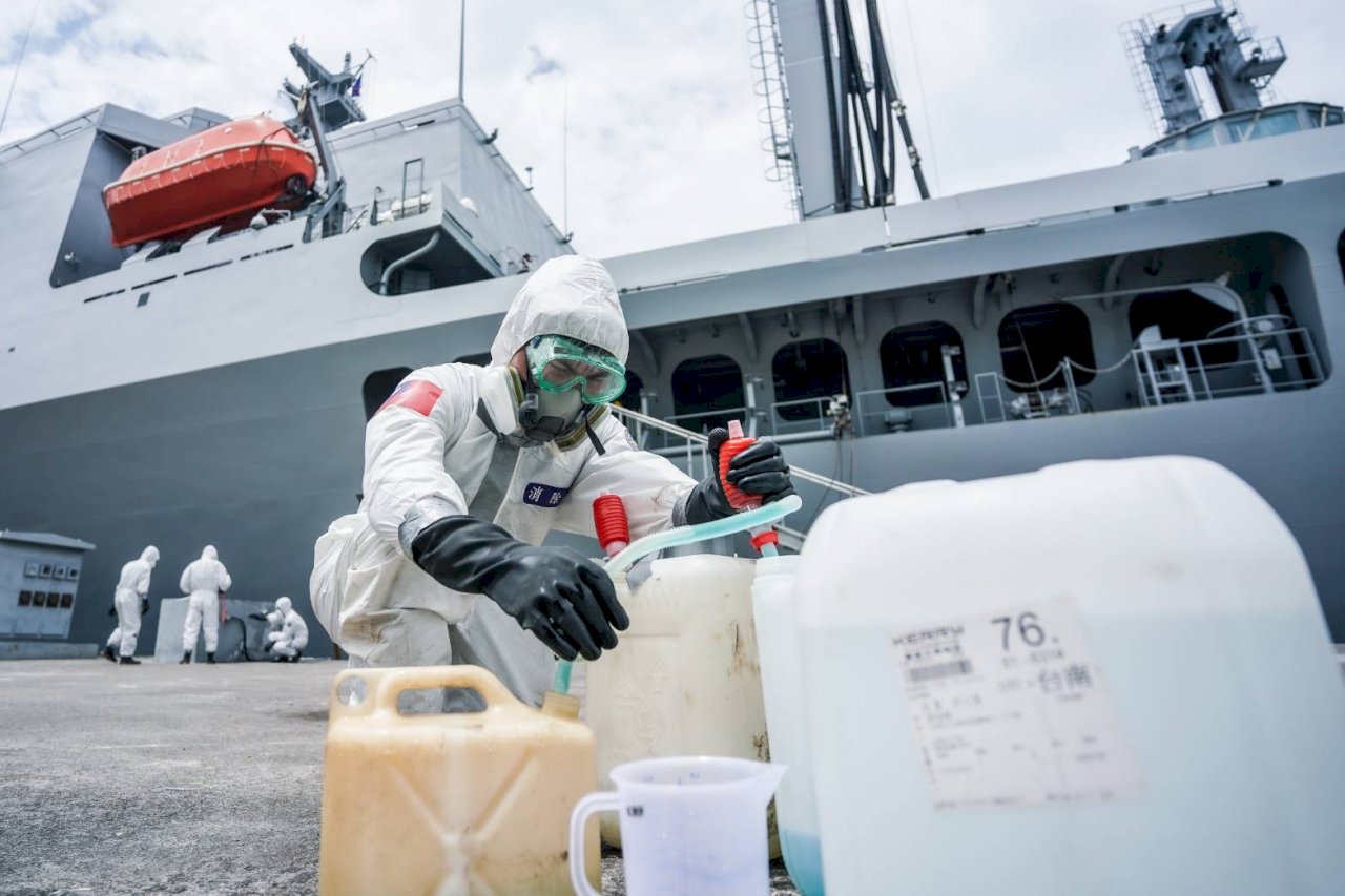Taiwan sees 3 new Panshih navy ship cases, bringing total to 425