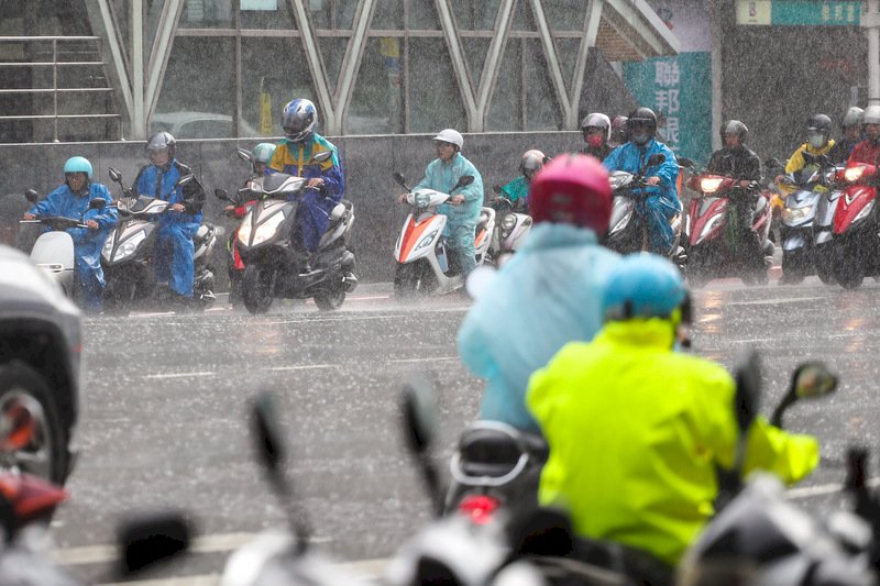 Bikers seek better road rights