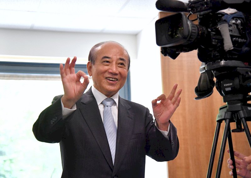 Former legislature president to head KMT delegation to Chinese forum